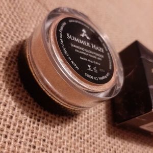 Artist Couture Diamond Glow Powder